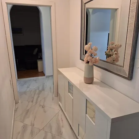 Lapad Apartman *