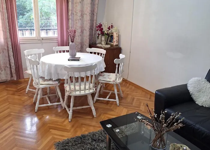 Lapad Apartament *